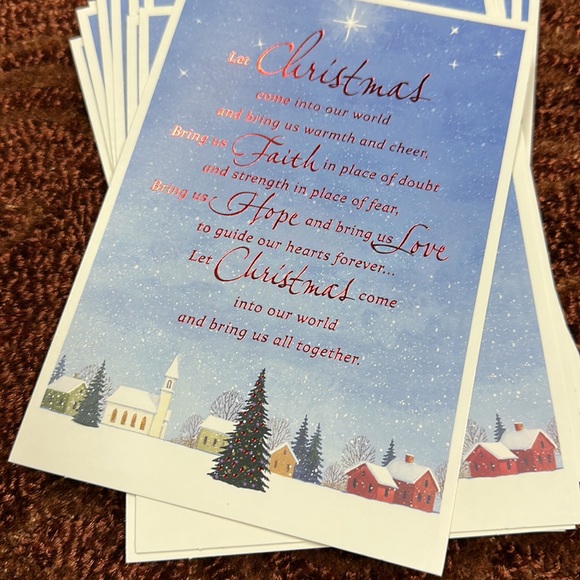 Brand new Hallmark Christmas cards - Picture 3 of 6